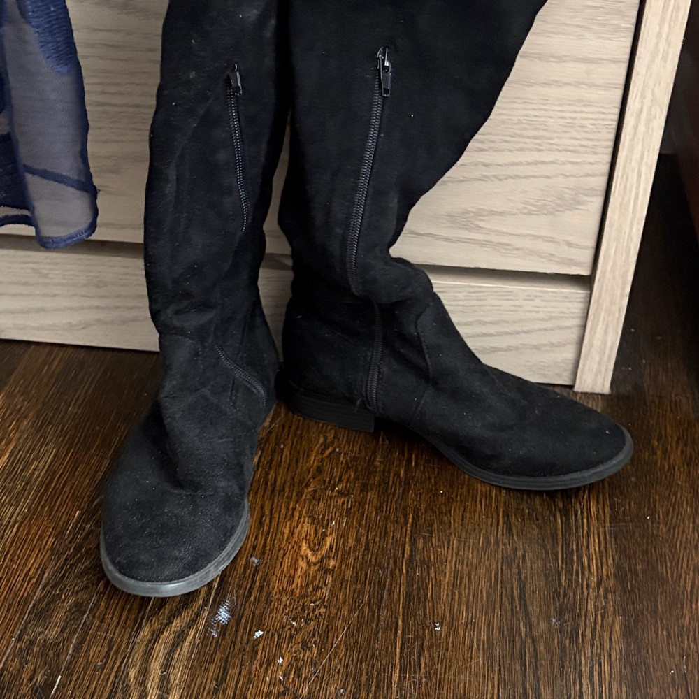 Black Suede Knee-High Boots